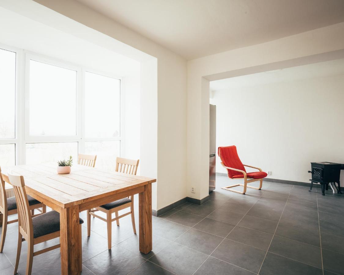 Apartmany Pekna 10 Nova Pec Bagian luar foto